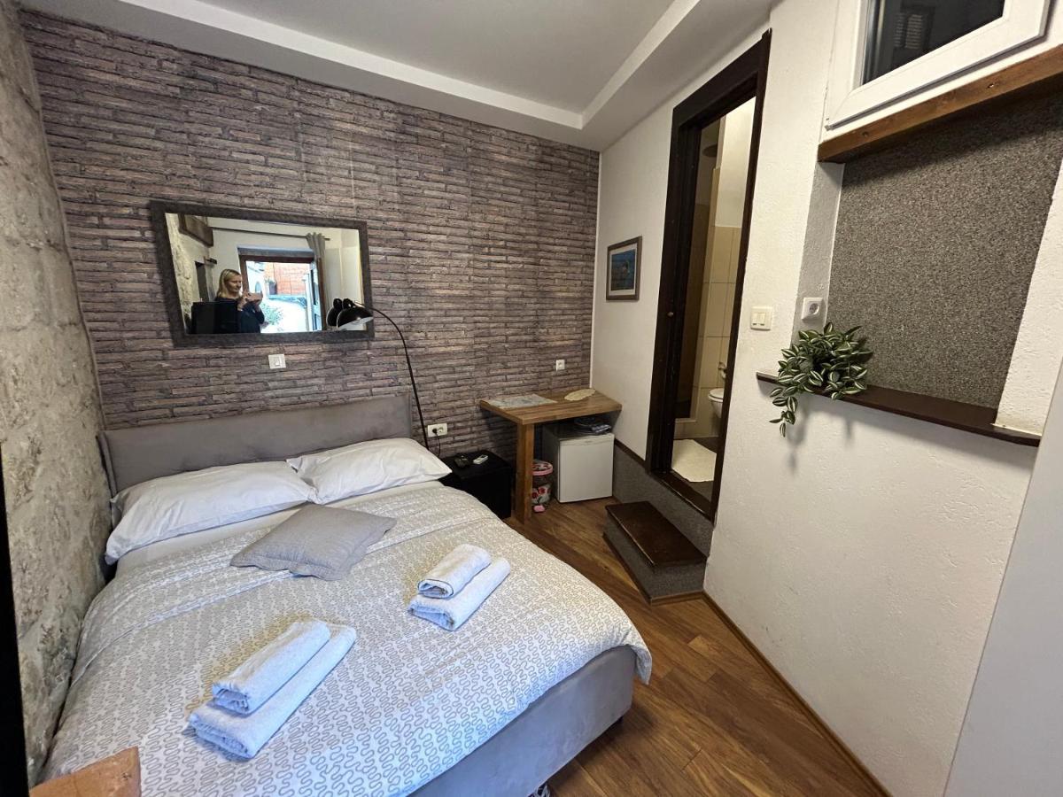 Elena Rooms Spalato Esterno foto